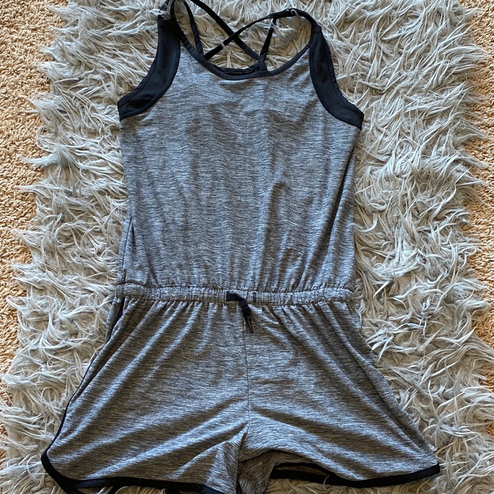 Grey jumper with shorts